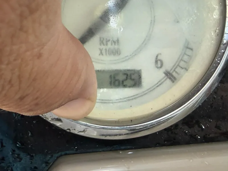 Slide: The Image of Regal 28 Express 2016 - 19