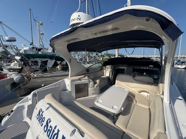 Slide: The Image of Larson Cabrio 370 2006 - 10