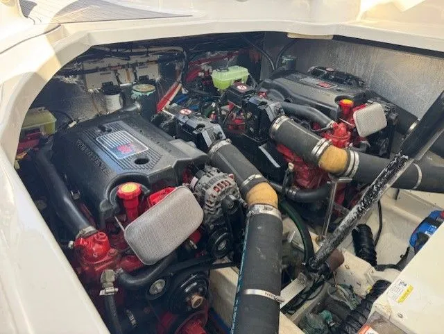 Slide: The Image of Larson Cabrio 370 2006 - 36