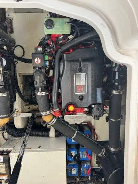 Slide: The Image of Larson Cabrio 370 2006 - 42