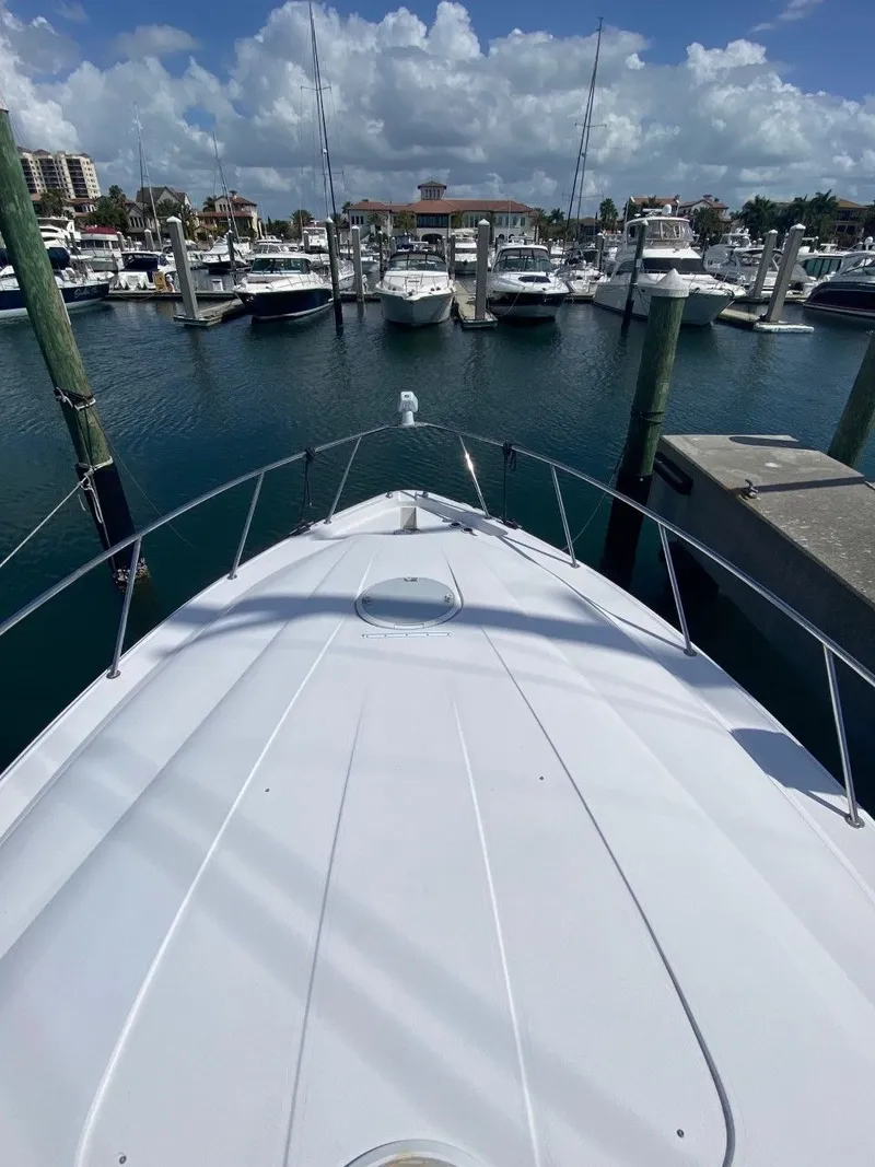 Slide: The Image of Larson Cabrio 370 2006 - 9