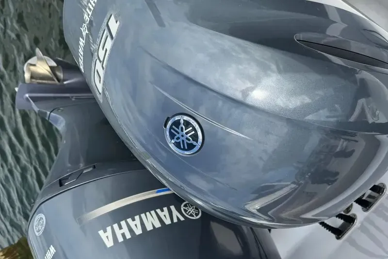 Slide: The Image of 2020 Sportsman Open 252 Center Console 16 - 16