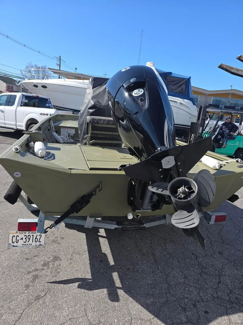 Slide: The Image of Lund Predator 2070 CC 2024 - 7