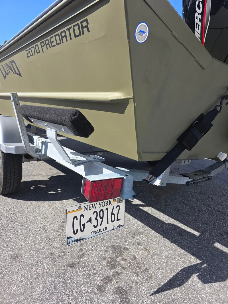 Slide: The Image of Lund Predator 2070 CC 2024 - 8