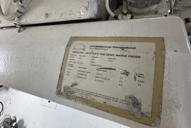 Slide: The Image of Data plate on a 2007 Viking 52 Convertible diesel marine engine. - 36