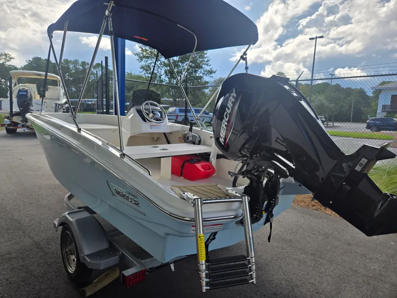 Slide: The Image of Boston Whaler 130 Super Sport 2027 - 2