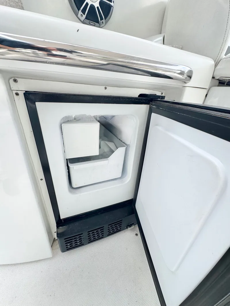 Slide: The Image of Open refrigerator on a 2004 Formula 37 Performance Cruiser. - 13