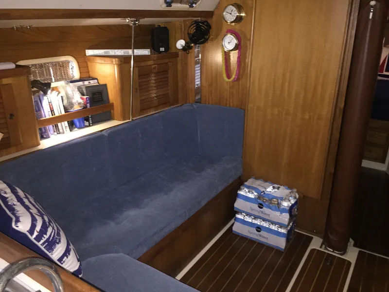 Slide: The Image of Catalina 36 1993 - 14