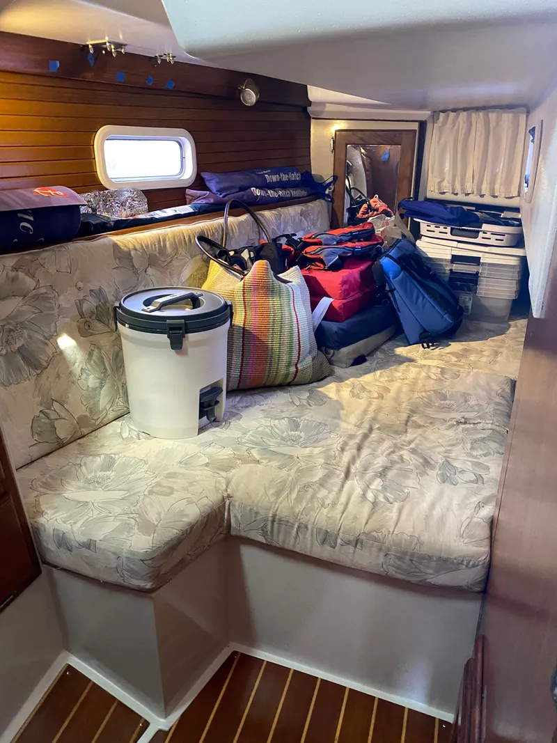 Slide: The Image of Catalina 36 1993 - 24