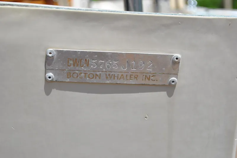 Slide: The Image of Hull identification plate on a 1992 Boston Whaler 17 Montauk boat. - 5