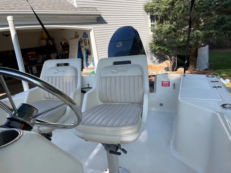 Slide: The Image of Scout 175 Sportfish 2000 - 5