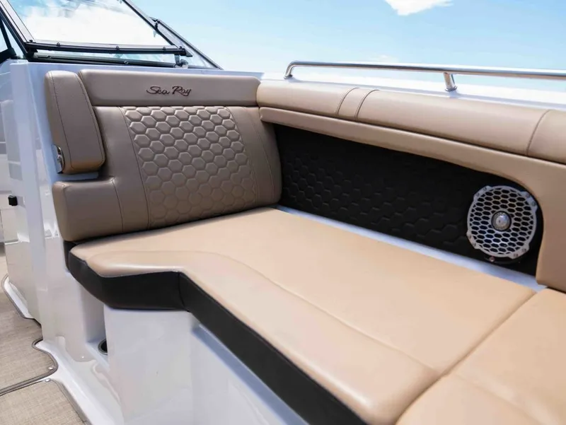 Slide: The Image of Interior of 2018 Sea Ray SDX 270 boat with cushioned seating. - 21