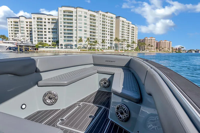 Slide: The Image of Forward Bow Profile - 21