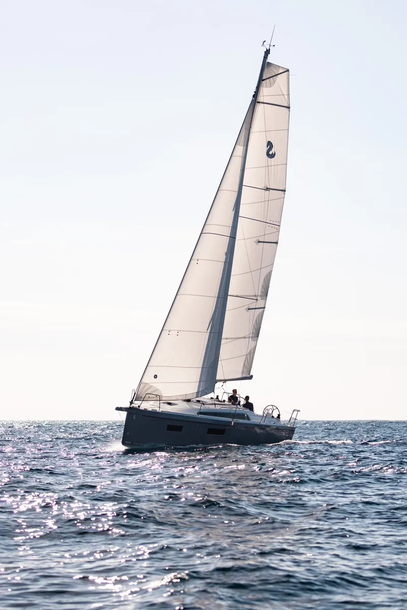 Slide: The Image of Beneteau Oceanis 34.1 2026 - 8