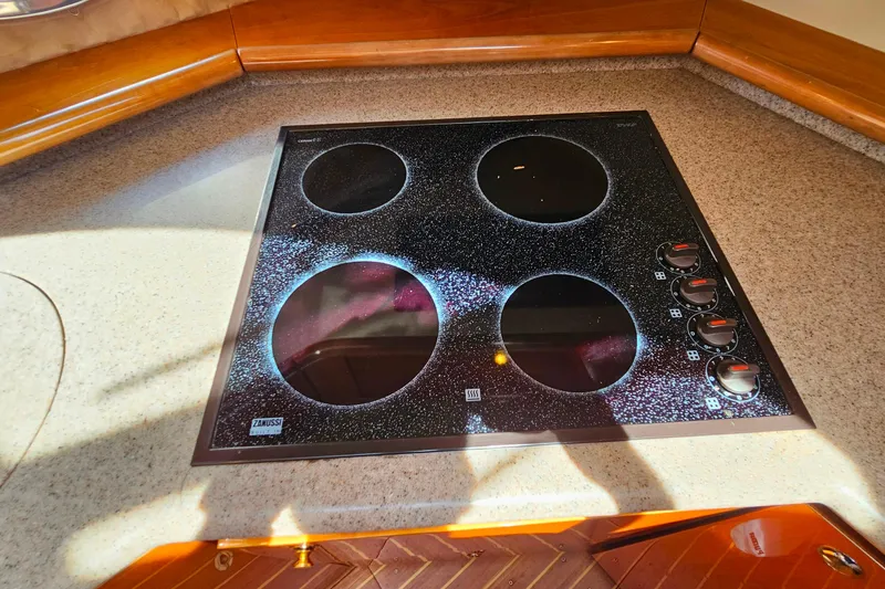 Slide: The Image of Ceramic cooktop in Sunseeker Manhattan 62 yacht kitchen, 1998 model. - 34