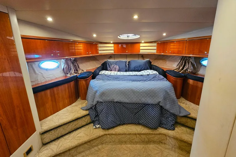 Slide: The Image of Luxurious cabin interior of 1998 Sunseeker Manhattan 62 yacht with cozy bedding. - 37