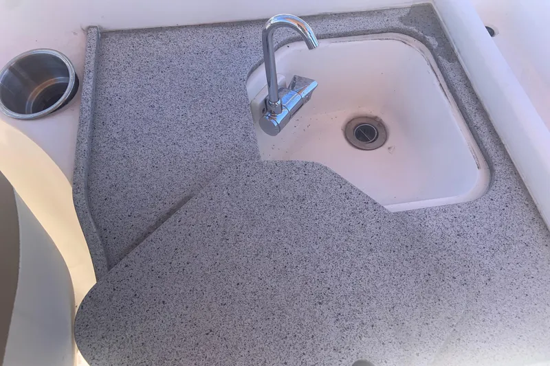 Slide: The Image of Key West 239 DFS 2016 with fresh water sink. - 12