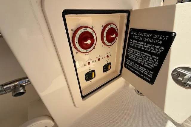 Slide: The Image of Dual battery switch panel on 2018 Grady-White Freedom 325 boat. - 31