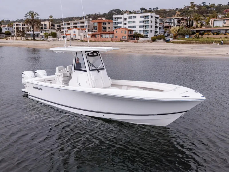 The Image of Regulator Marine 28 2025 - 0