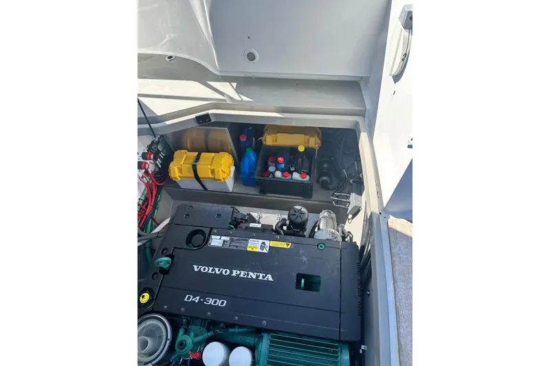 Slide: The Image of Engine compartment of 2018 Sargo 25 boat with Volvo Penta D4-300 engine. - 29