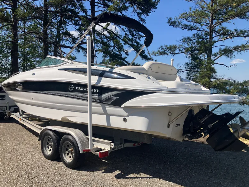 Slide: The Image of Crownline Boats 240 EX 2005 - 7