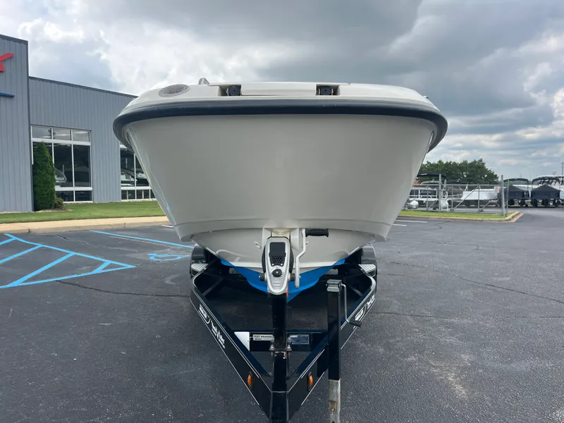 Slide: The Image of Boston Whaler 230 VANTAGE 2013 - 2