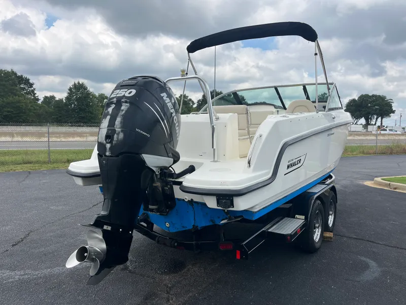 Slide: The Image of Boston Whaler 230 VANTAGE 2013 - 5