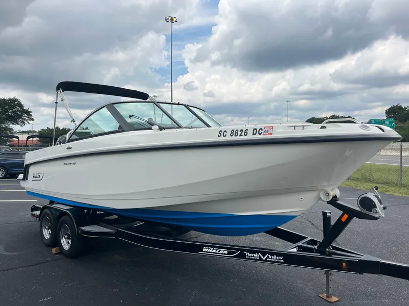 Slide: The Image of Boston Whaler 230 VANTAGE 2013 - 3