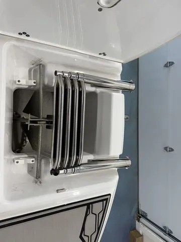 Slide: The Image of Four Winns HD 220 2020 - 14