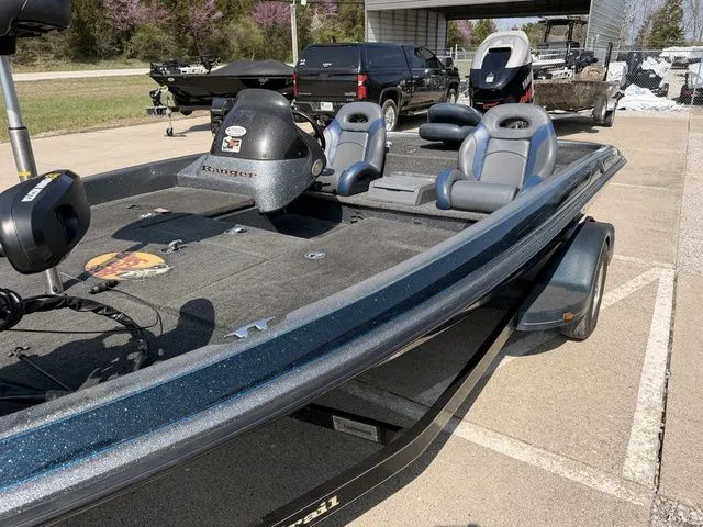 Slide: The Image of Ranger 185 VS 2004 - 11