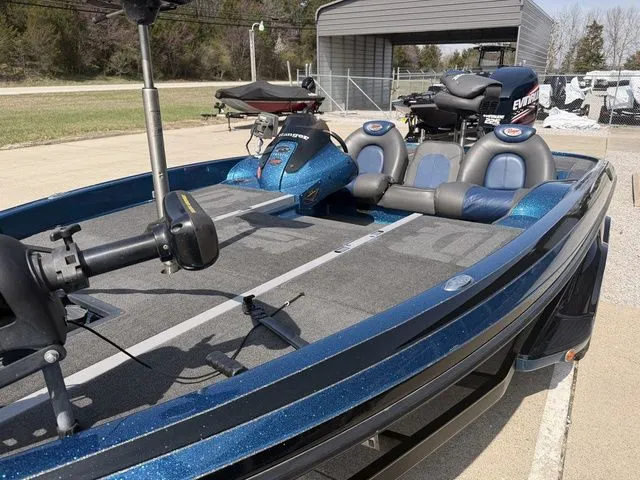 Slide: The Image of Ranger Z 19 2006 - 11