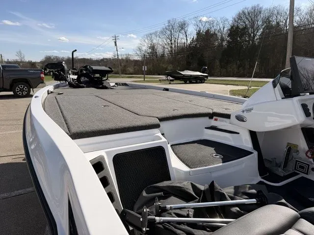 Slide: The Image of Ikon LX21 2024 - 16