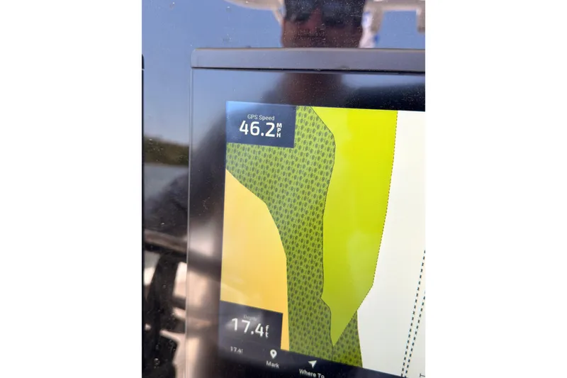 Slide: The Image of GPS display on Sea Hunt Ultra 275 SE showing speed of 46.2 MPH. - 27