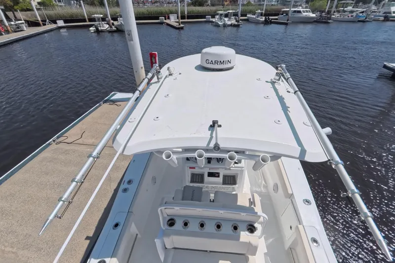 Slide: The Image of Interior view of Sea Hunt Ultra 275 SE boat, 2025 model. - 9