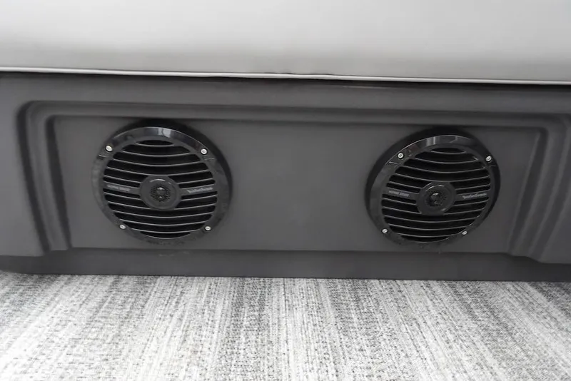 Slide: The Image of Speakers on a 2026 Bennington M L-Bench 22 ML boat interior. - 36