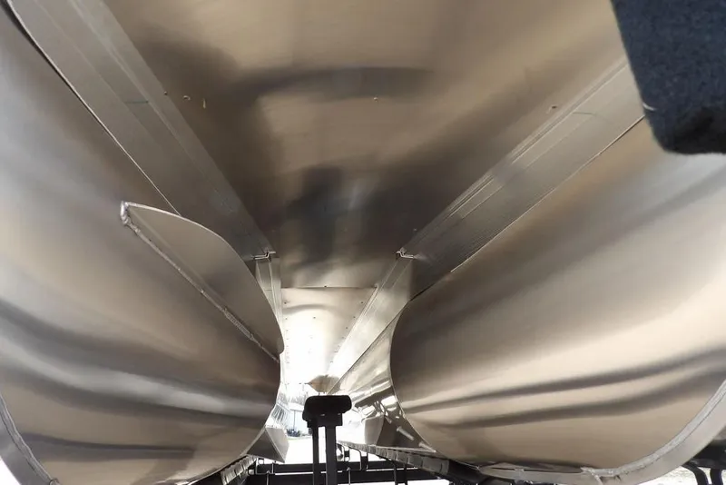 Slide: The Image of Underneath view of a 2026 Bennington M L-Bench 22 ML pontoon boat. - 45