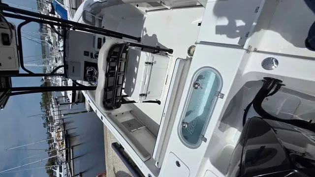 Slide: The Image of Sea Pro 219 Center Console 2019 - 19