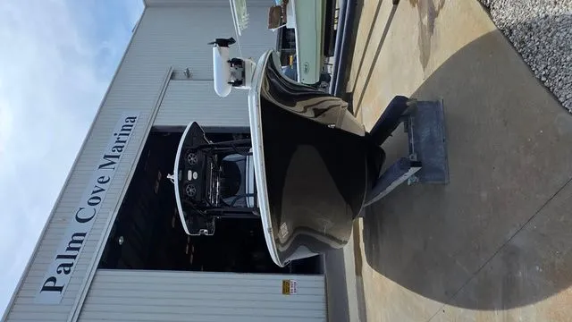 Slide: The Image of Sea Pro 219 Center Console 2019 - 8