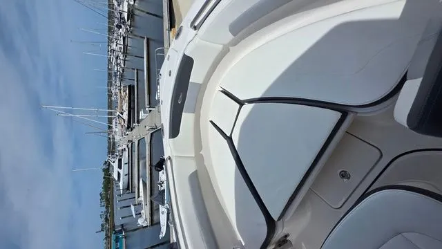 Slide: The Image of Robalo R222 Explorer 2022 - 18