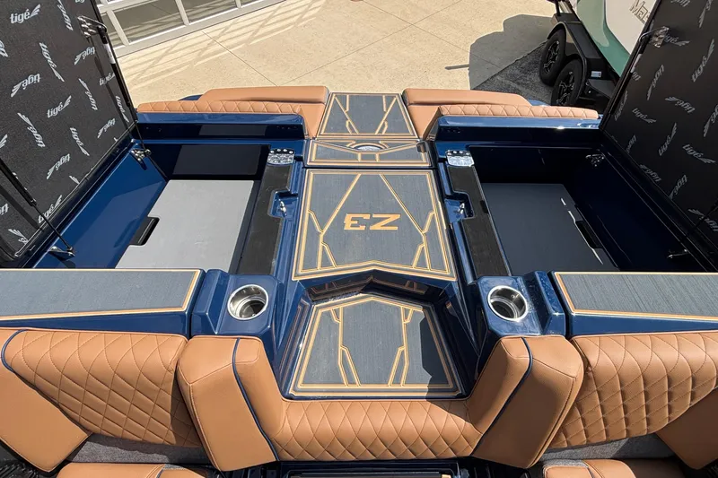 Slide: The Image of 2026 Tigé Z3 boat interior with luxurious seating and stylish design. - 31