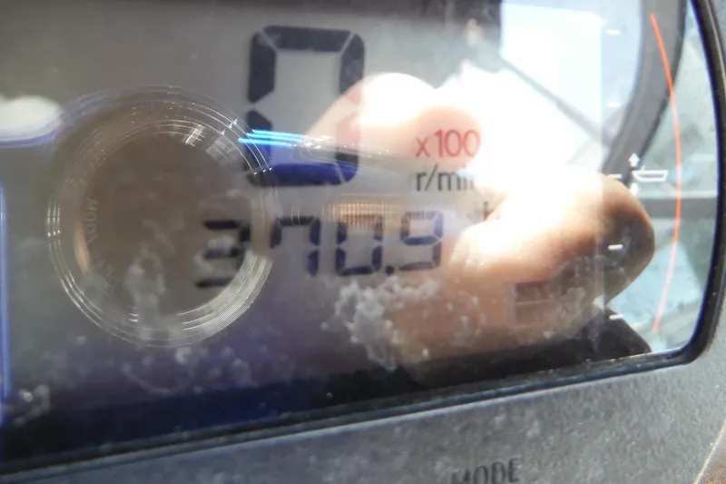 Slide: The Image of Close-up of a 2018 Hurricane SunDeck 2690 OB tachometer displaying 370.9 hours. - 19