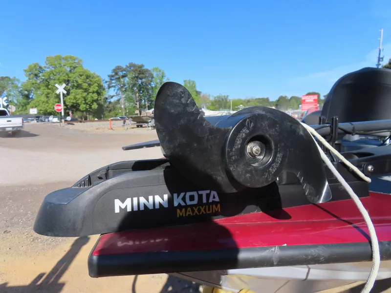 Slide: The Image of Tracker 175 TE 2024 - 11