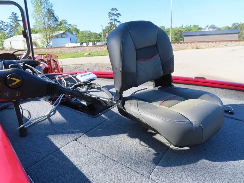 Slide: The Image of Tracker 175 TE 2024 - 12