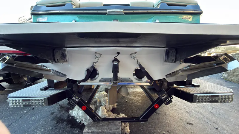 Slide: The Image of MasterCraft XT22 2020 - 3