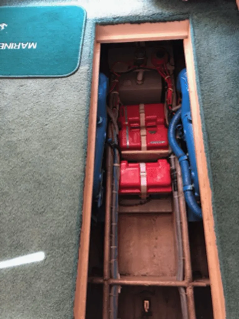 Slide: The Image of Silverton 34 Convertible 1987 - 10