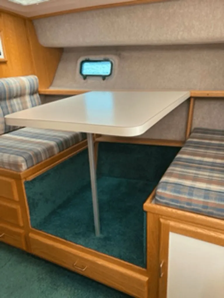 Slide: The Image of Silverton 34 Convertible 1987 - 3