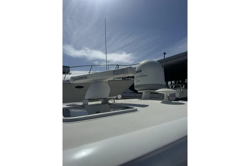 Slide: The Image of 2006 Tiara Yachts 4300 Sovran with Garmin radar and KVH TracVision equipment. - 6