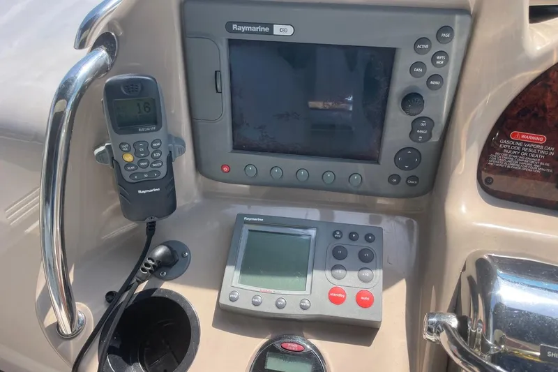 Slide: The Image of Dashboard of 2006 Sea Ray 360 Sundancer with Garmin GPSmap 740s navigation system. - 14