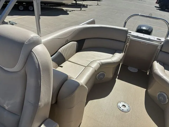 Slide: The Image of Avalon C SERIES WIND JAMMER 24 2014 - 24