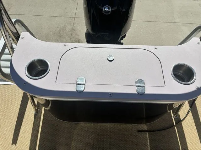 Slide: The Image of Avalon C SERIES WIND JAMMER 24 2014 - 31